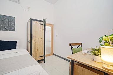 Uma Kost Alamanda Alpukat Compact Single B