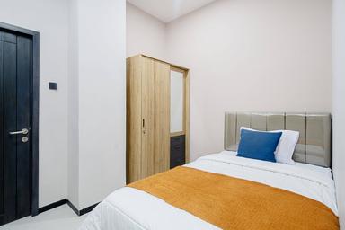 Rukita One Residence Simpang Lima Semarang Superior Full A