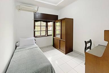 Soho House Tawakal Tomang Compact Single B - F