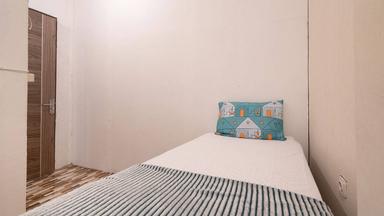 De'Rooms Batu 3 Pejaten Pocket Single A