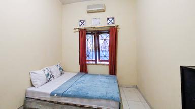 Casa Orange Condongcatur Yogyakarta Regular Queen - F