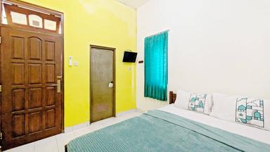 Omah Oma Syariah Laweyan Solo Compact Queen D - M