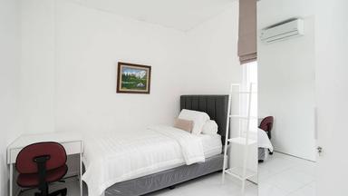 Rukita D'Pinnar Lenteng Agung Jagakarsa Regular Full C