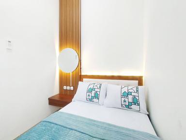 Eleven Kost Tembalang Semarang Pocket Full B