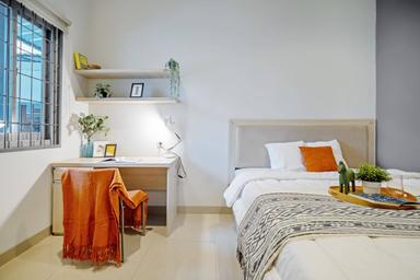 Rukita Urban Coliving Pademangan Superior Queen B