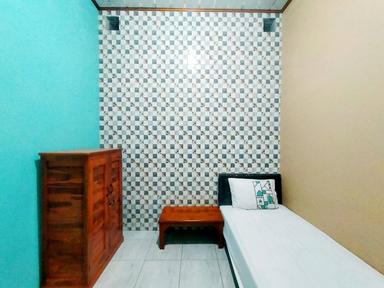 Wisma Hana Rose Kost Unnes Semarang Pocket Single C
