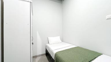 Uma Kost Amara Pasar Baru Compact Single B