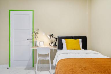 Rukita Jolly Home Senopati Compact Single E