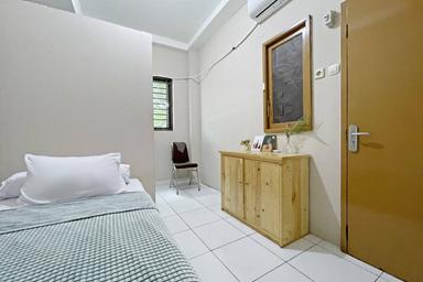 Cemara House Cengkareng Pocket Single B