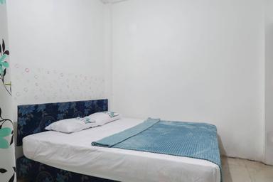 Adinda House Syariah Ngaliyan Semarang Regular Queen B