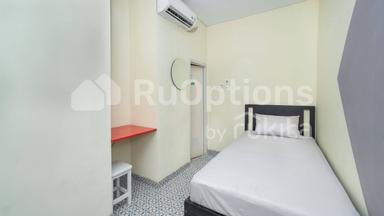 RuOptions Kaya House Pluit Compact Single