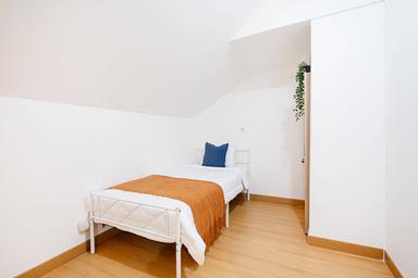 Rukita Kepa 616 Tomang Compact Single A