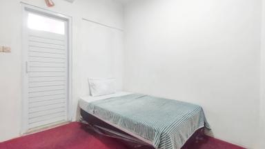 Merah Putih Kost 2 Jagakarsa Regular Single