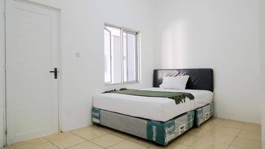 Semanan Permai Residence Kalideres Master Queen A