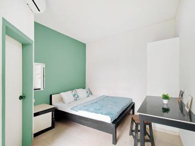 Tiga En 2 Majapahit Semarang Regular Queen A