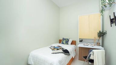 Rukita Cendrawasih 73 Cengkareng Pocket Single C - F