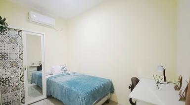 Center Kost Cipulir Kebayoran Lama Compact Single A