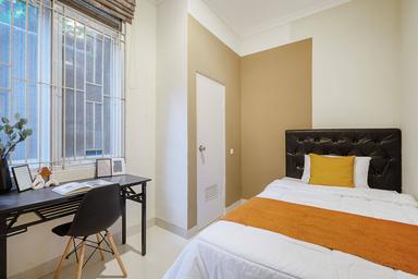 Rukita Montana Setiabudi Regular Full B