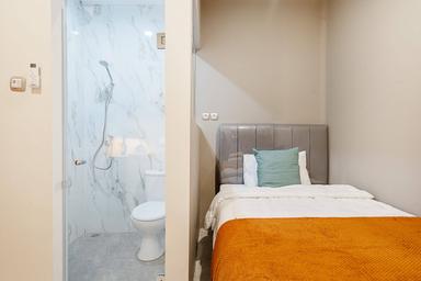 Rukita Skyview Benhil Compact Single A