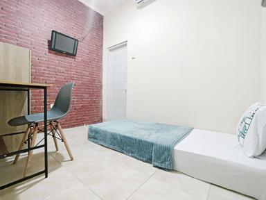 Dito House Pisangan Ciputat Pocket Single D