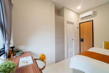 Rukita South Living Senopati Regular Full A