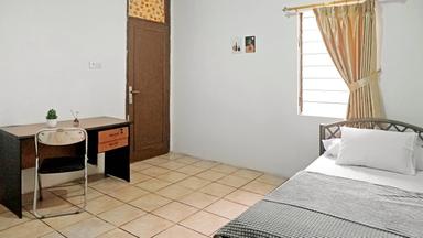 Kost Hijau Cempaka Putih Superior Single B