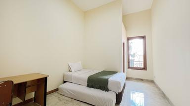 Villa Legoso Pisangan Ciputat Superior Twin A