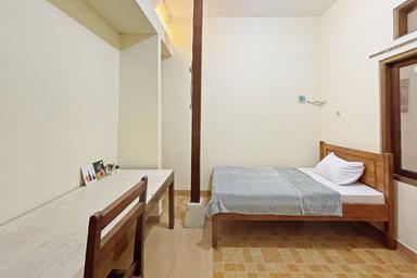 Kostaria House Ciputat Regular Single