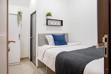 Rukita Widjaya Kebon Jeruk Pocket Full B