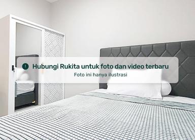 Logo 12 House Radio Dalam Compact Double C