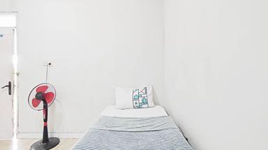 Rana Green House Pasar Rebo Regular Single