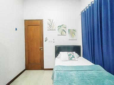 Nadira Eksklusif Sumurboto UNDIP Semarang Regular Single B