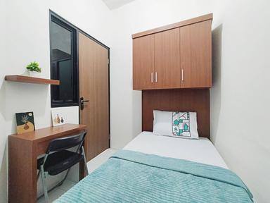 Mawar Kuning House Tembalang Semarang Pocket Single C