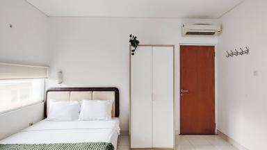 Loby Guesthouse Kemandoran Senayan Master Queen B