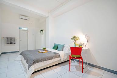 Rukita 79A Kemang Studio Queen A