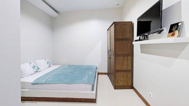 Salam Syariah House UII Jakal Yogyakarta Regular Queen - F