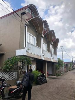 Villa Private Kitchen sharing pool