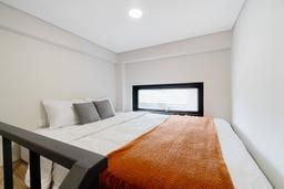 Regular Loft Queen B