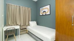 Compact Single D - M