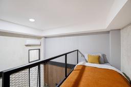 Superior Single Loft