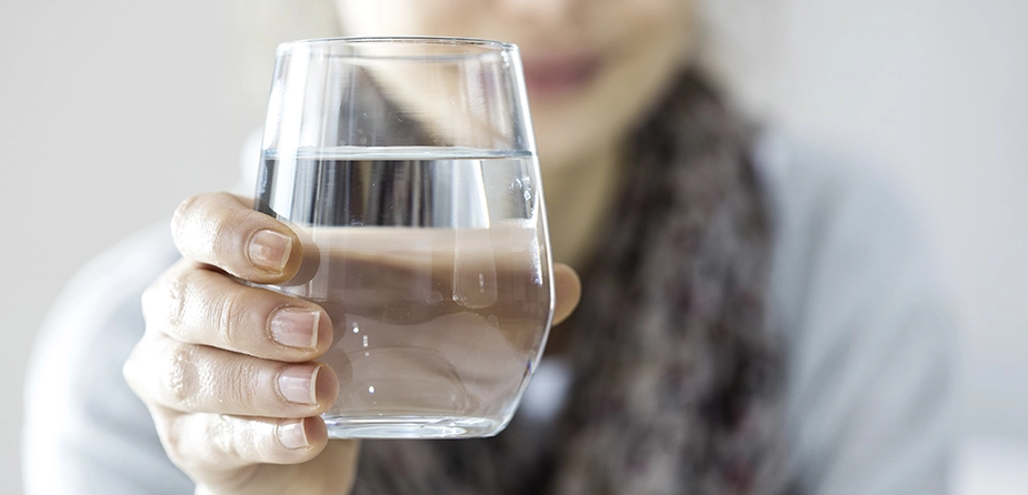 manfaat minum air putih setelah bangun tidur