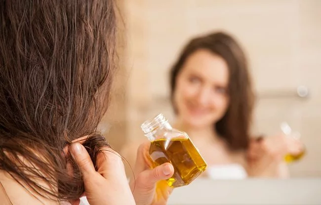 manfaat minyak zaitun untuk rambut