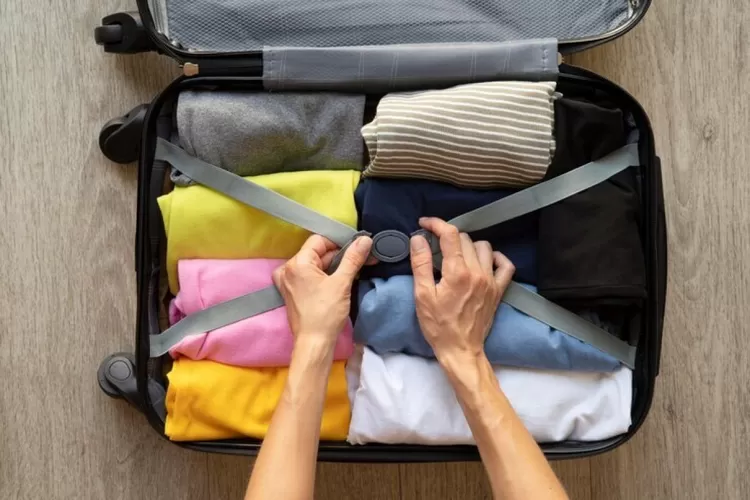 cara melipat baju untuk traveling