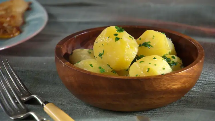 kandungan kentang rebus