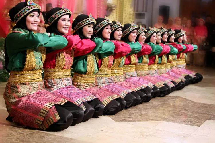 tari saman aceh