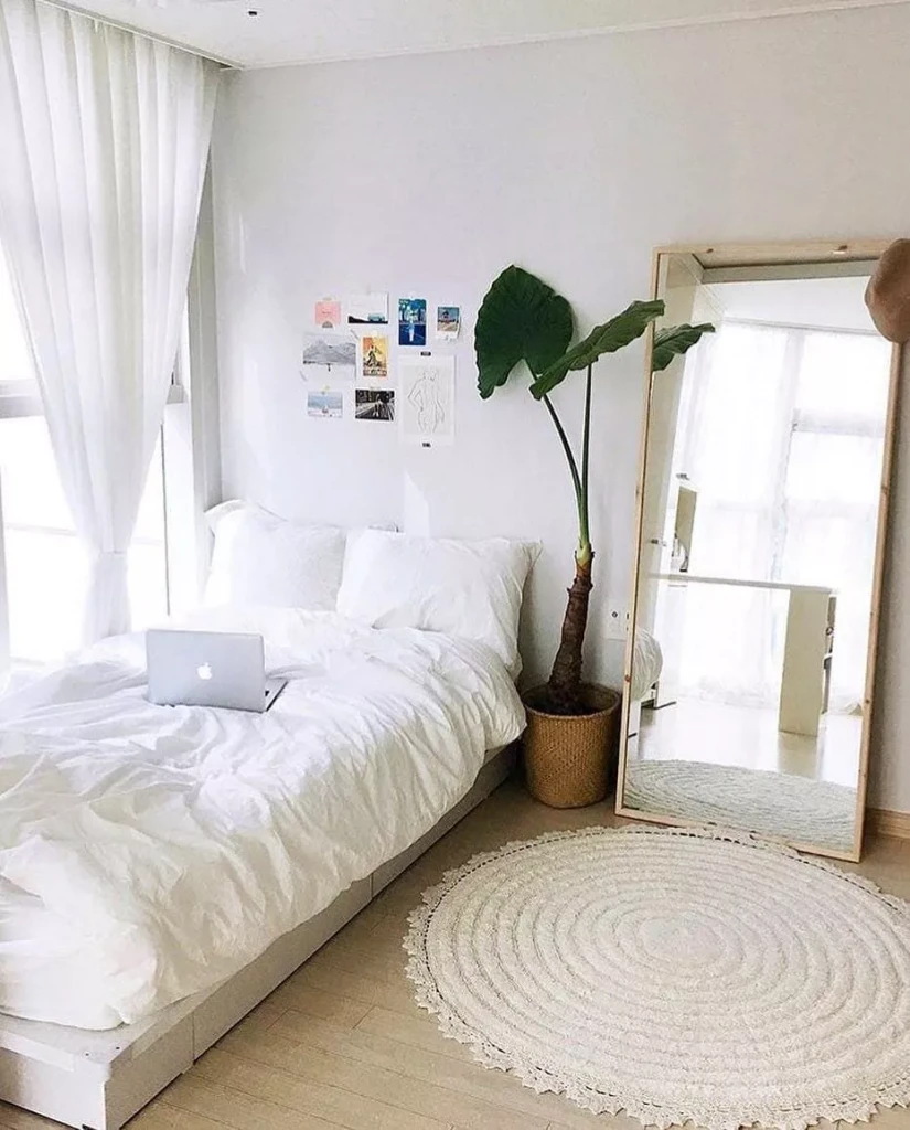 kamar minimalis putih