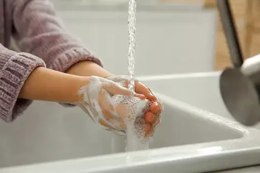 cara mencuci tangan yang benar